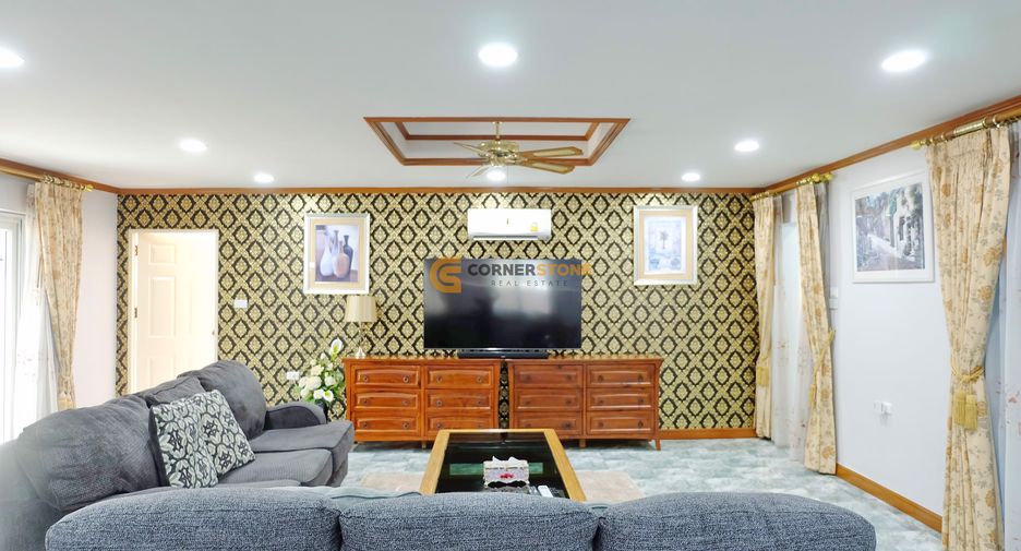 For rent and for sale 3 bedrooms house in Bang Lamung, Chonburi