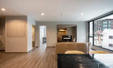 À vendre 2 chambres condo à Khlong Toei, Bangkok