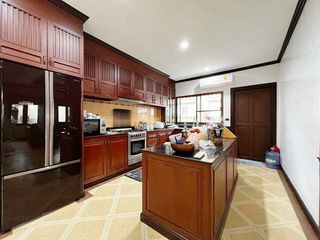 For sale 3 bedrooms house in Huay Yai, Pattaya