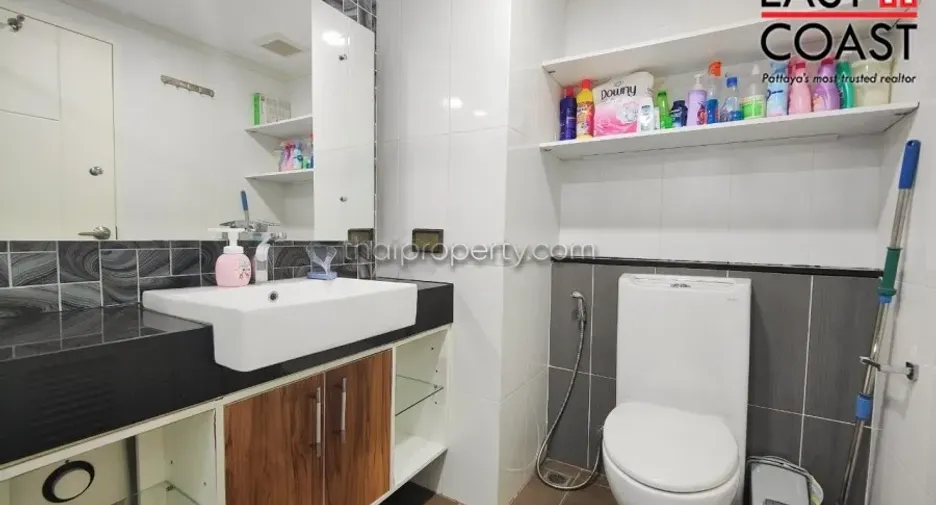 For rent and for sale 2 bedrooms condo in Bang Lamung, Chonburi