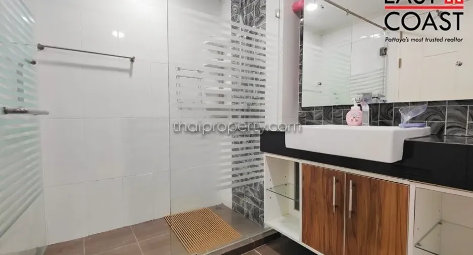 For rent and for sale 2 bedrooms condo in Bang Lamung, Chonburi