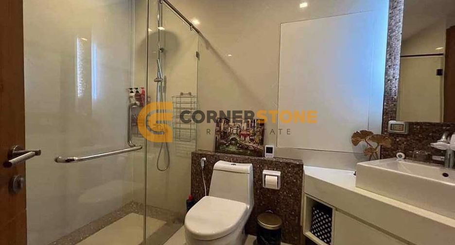 For sale 2 ベッドルーム condo in Bang Lamung, Chonburi