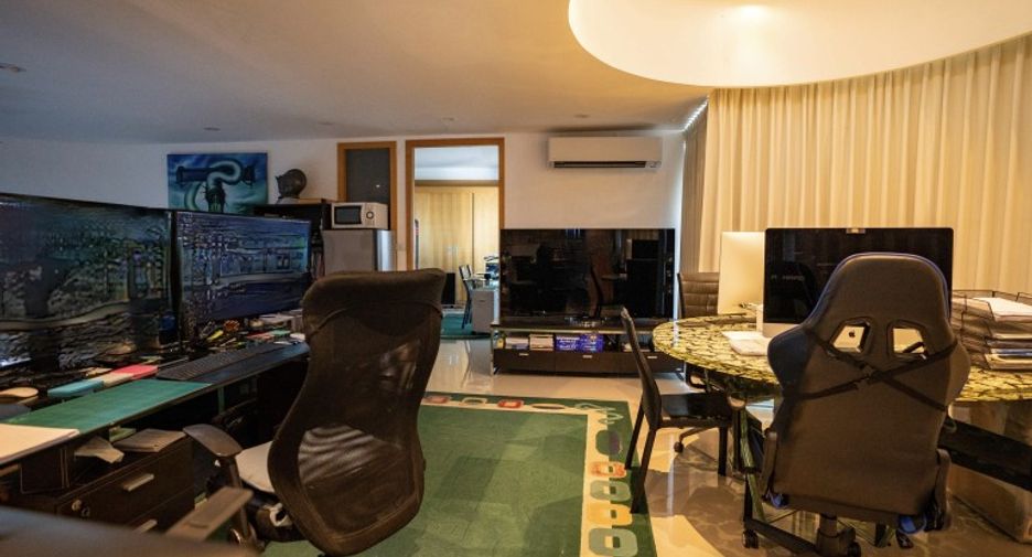 For sale 2 bedrooms condo in Pratumnak, Pattaya