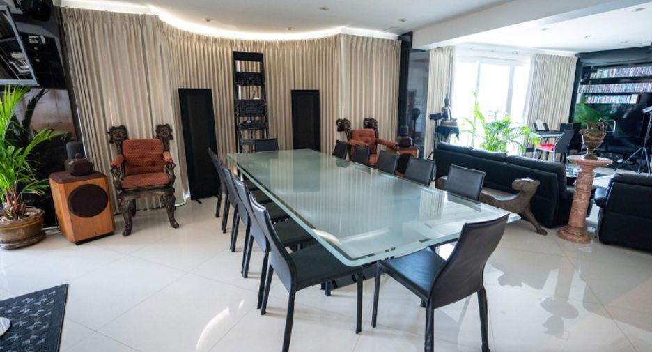For sale 2 bedrooms condo in Pratumnak, Pattaya