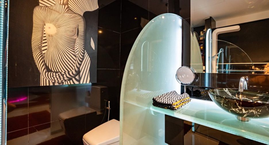 For sale 2 bedrooms condo in Pratumnak, Pattaya