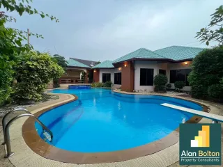 For Rent 4 Bedroom House In Bang Lamung, Chonburi