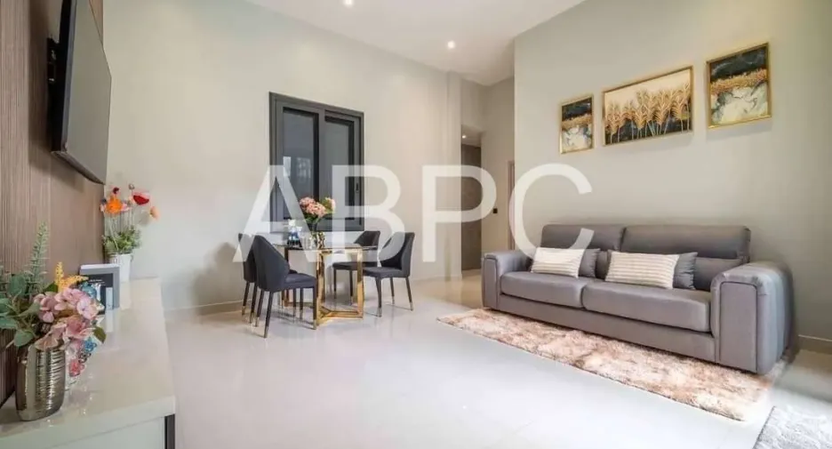 For rent 4 bedrooms house in East Pattaya, Pattaya