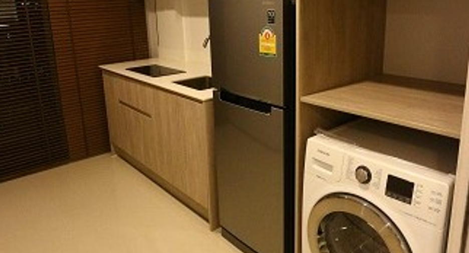 For sale 1 bed condo in Phra Khanong, Bangkok
