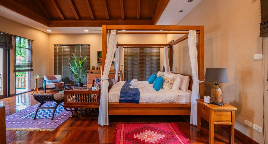 For sale 3 bedrooms house in Sattahip, Chonburi
