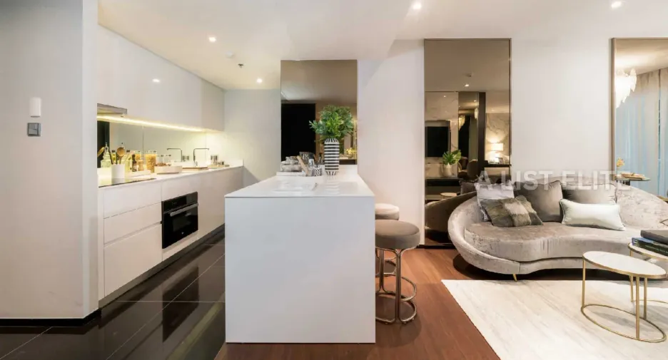 For sale 1 bed condo in Pathum Wan, Bangkok
