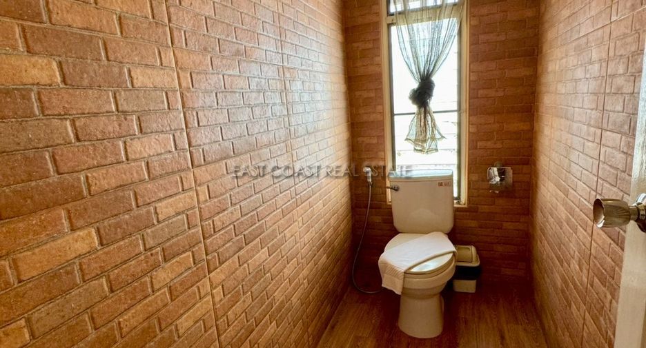 For sale 3 bedrooms house in Bang Lamung, Chonburi
