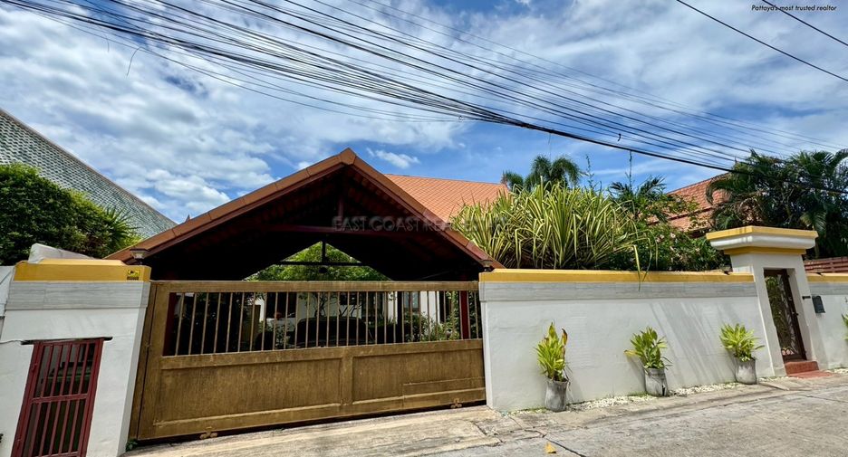 For sale 3 bedrooms house in Bang Lamung, Chonburi