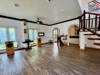Haus zum Kauf mit 3 Zimmer in Bang Lamung, Chonburi