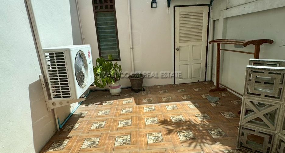 For sale 3 bedrooms house in Bang Lamung, Chonburi