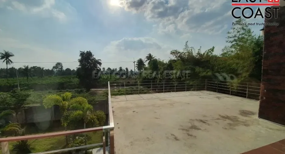 For rent and for sale 3 bedrooms house in Bang Lamung, Chonburi