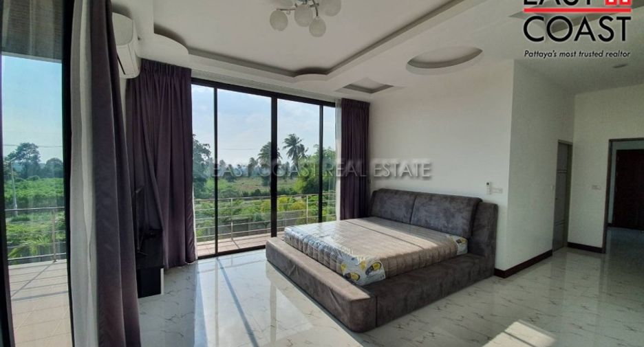 À vendre et à louer 3 chambres maison à Bang Lamung, Chonburi