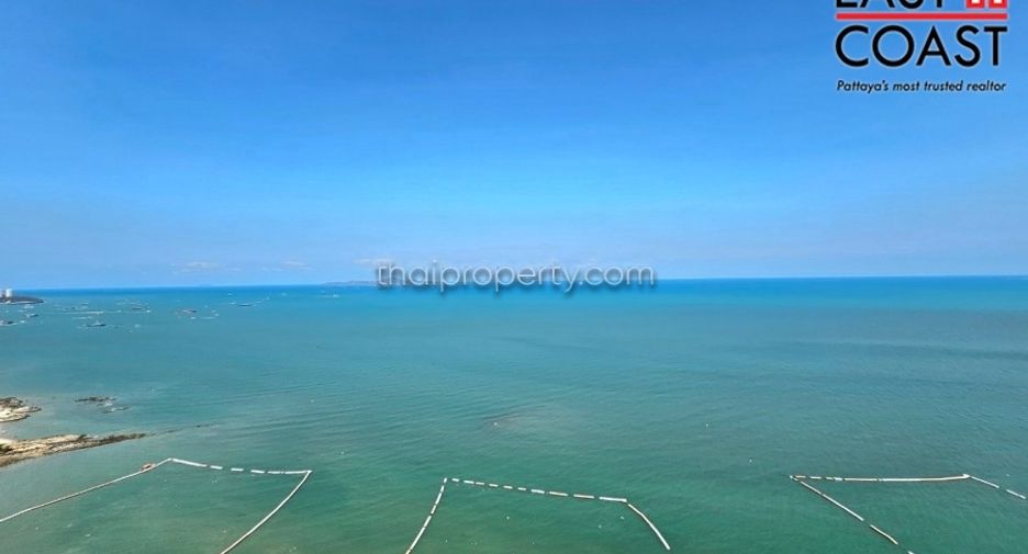 For rent 3 bedrooms condo in Bang Lamung, Chonburi