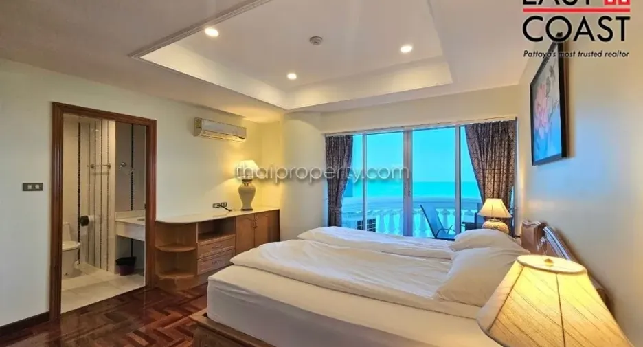 For rent 3 bedrooms condo in Bang Lamung, Chonburi