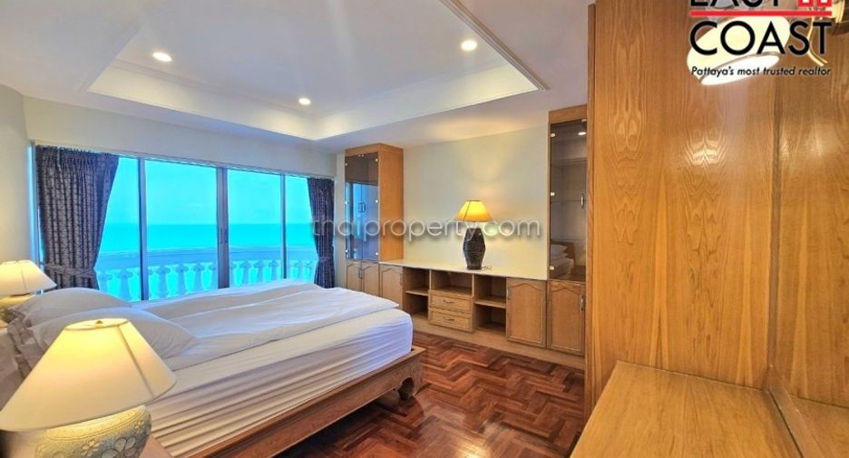For rent 3 bedrooms condo in Bang Lamung, Chonburi