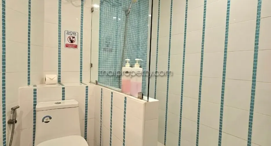 For rent 3 bedrooms condo in Bang Lamung, Chonburi