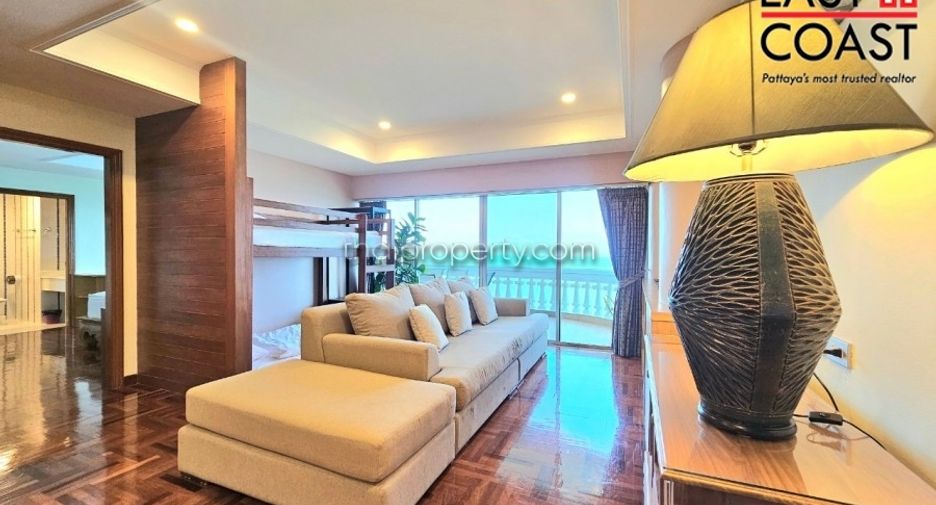For rent 3 bedrooms condo in Bang Lamung, Chonburi