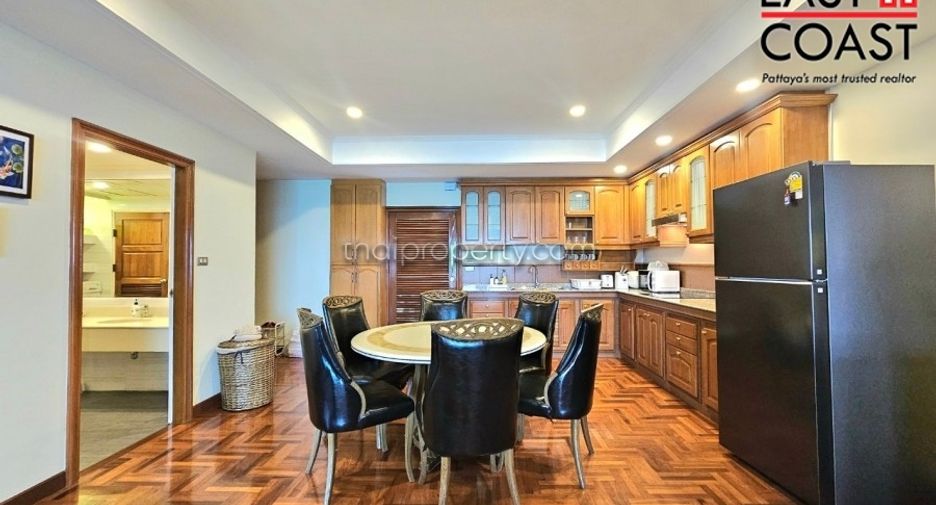For rent 3 bedrooms condo in Bang Lamung, Chonburi