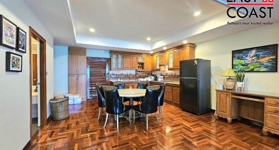 For rent 3 bedrooms condo in Bang Lamung, Chonburi