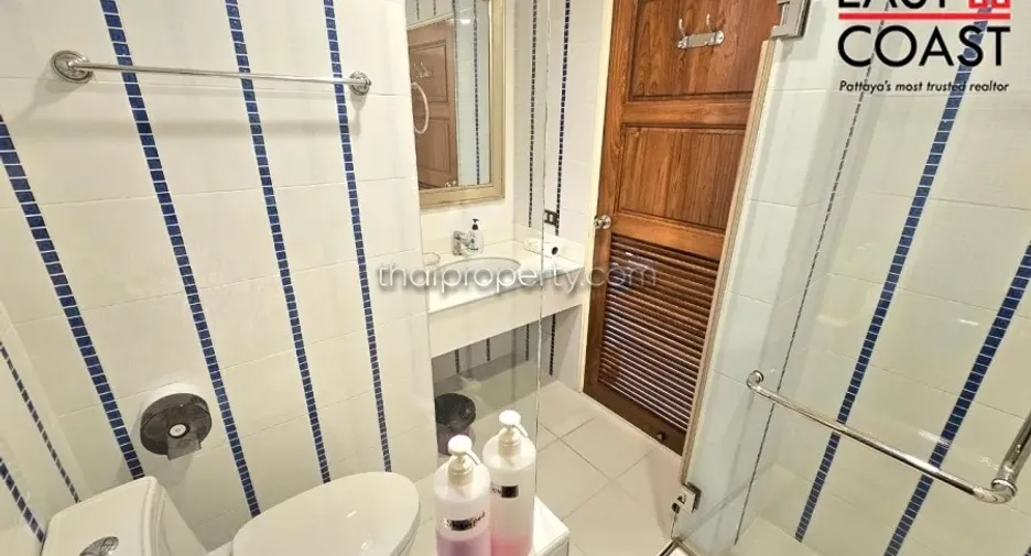 For rent 3 bedrooms condo in Bang Lamung, Chonburi
