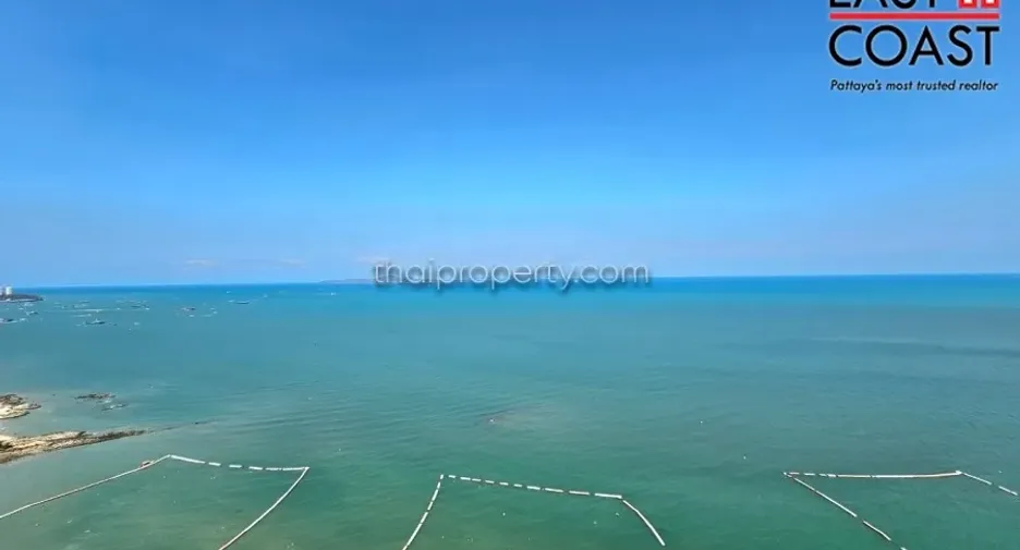 For rent 3 bedrooms condo in Bang Lamung, Chonburi