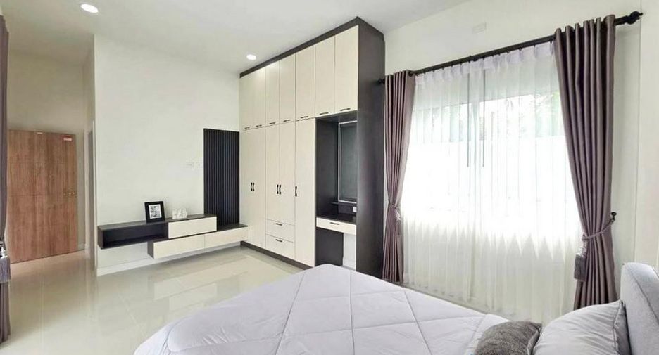 Haus zum Kauf mit 3 Zimmer in Bang Lamung, Chonburi