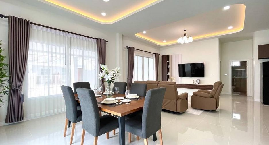 Haus zum Kauf mit 3 Zimmer in Bang Lamung, Chonburi