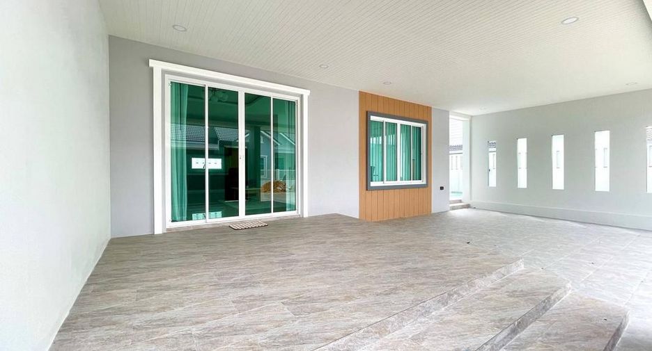 Haus zum Kauf mit 3 Zimmer in Bang Lamung, Chonburi