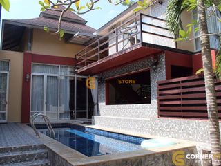 For rent and for sale 4 bedrooms house in Jomtien, Pattaya