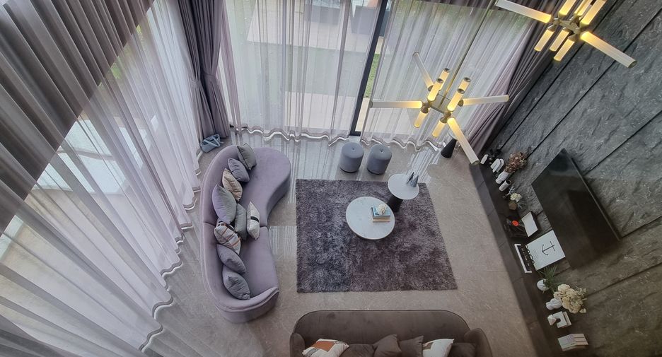 Haus zum Kauf mit 4 Zimmer in Bang Lamung, Chonburi