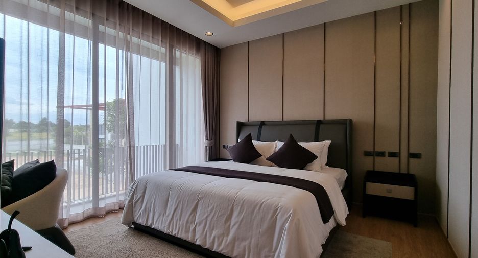 For sale 4 bedrooms house in Bang Lamung, Chonburi