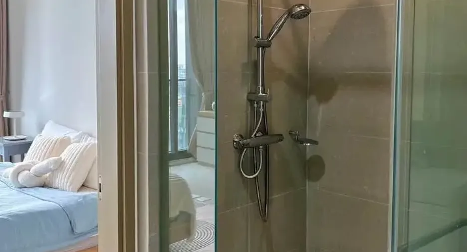 Condo en alquiler y en venta de 1 habitaciones en Pathum Wan, Bangkok
