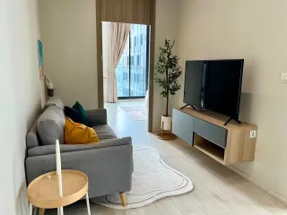 For rent and for sale 1 bed condo in Pathum Wan, Bangkok