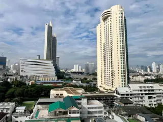 À louer et à vendre 1 chambre condo à Sathon, Bangkok