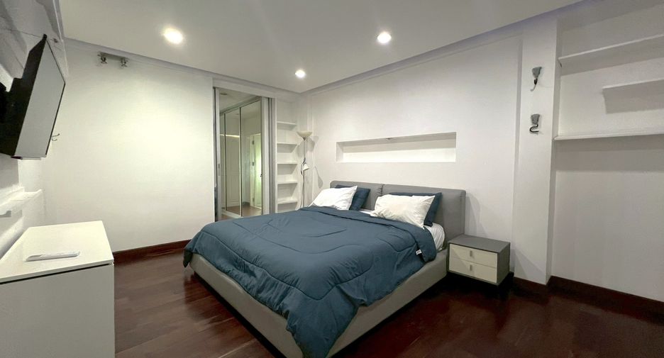 For rent 6 bedrooms house in Bang Lamung, Chonburi