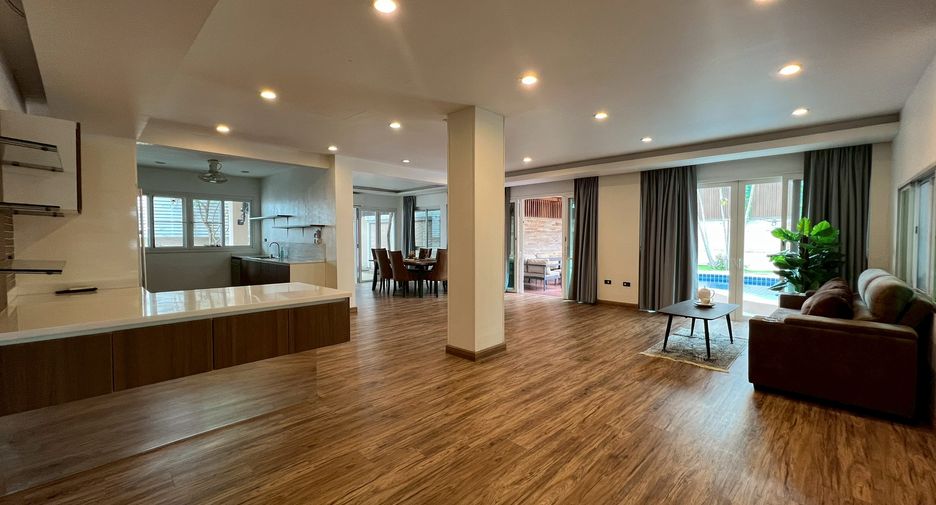For rent 6 bedrooms house in Bang Lamung, Chonburi