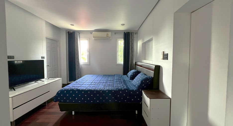 For rent 6 bedrooms house in Bang Lamung, Chonburi