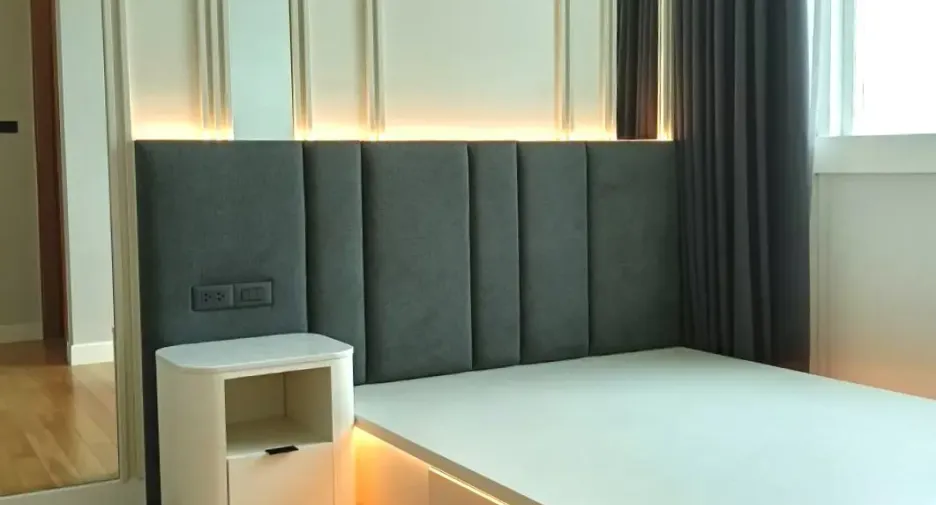 For rent 3 bedrooms condo in Khlong Toei, Bangkok