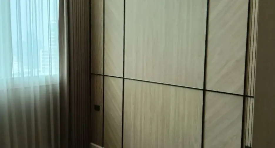 For rent 3 bedrooms condo in Khlong Toei, Bangkok