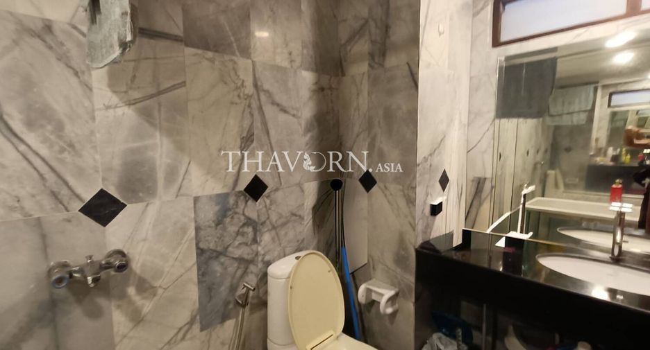 For sale studio condo in Bang Lamung, Chonburi