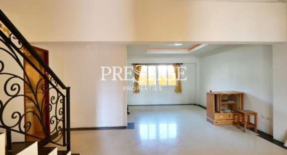 For rent 3 bedrooms house in Bang Lamung, Chonburi