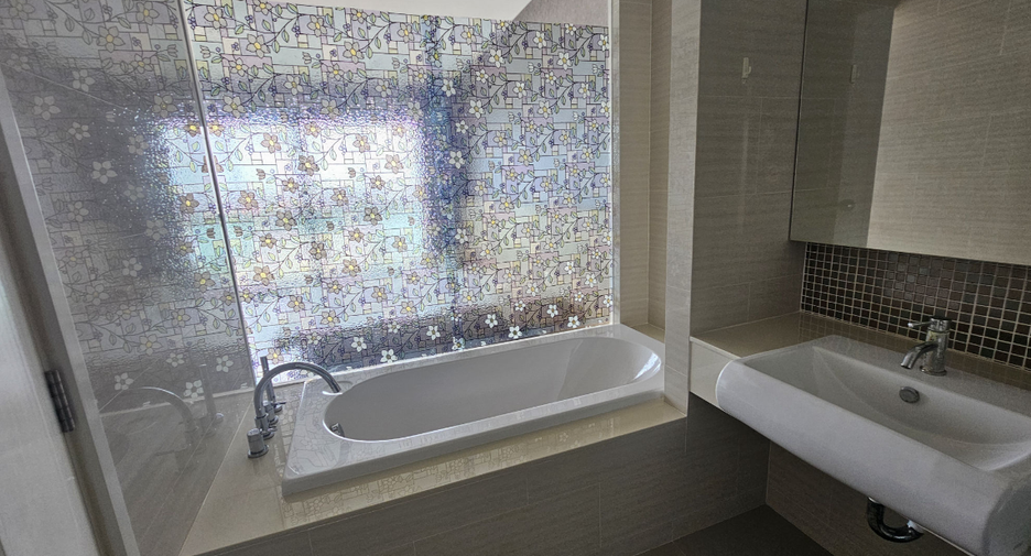For sale 2 bedrooms condo in Mueang Khon Kaen, Khon Kaen