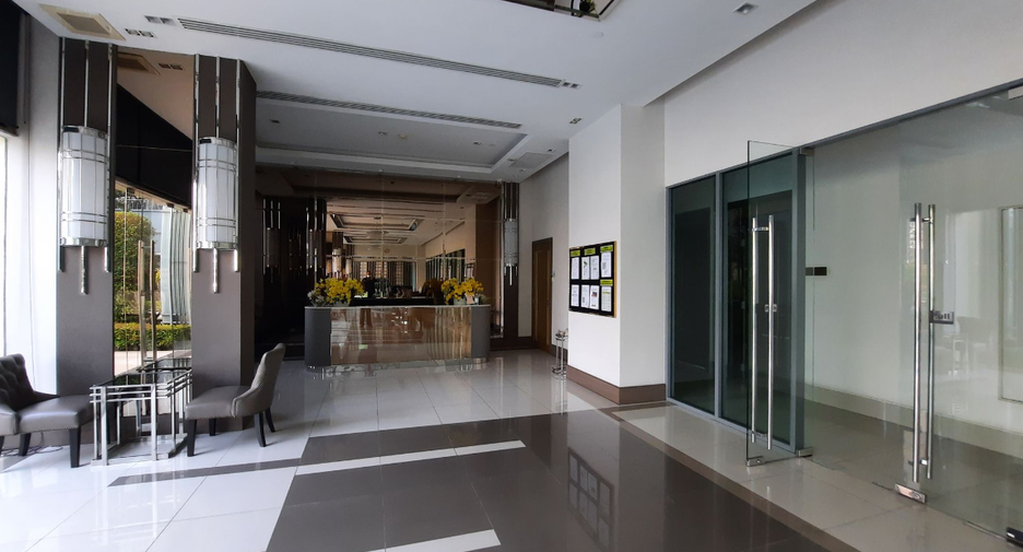 For sale 1 bed condo in Watthana, Bangkok