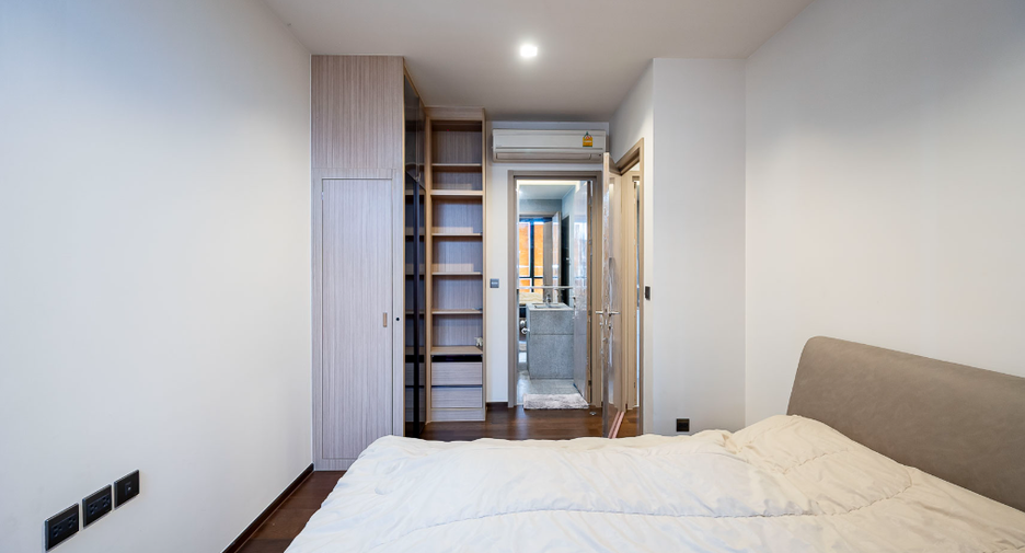 À vendre 2 chambres condo à Pathum Wan, Bangkok