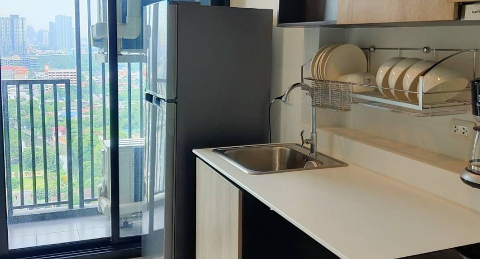 For sale 2 bedrooms condo in Phasi Charoen, Bangkok