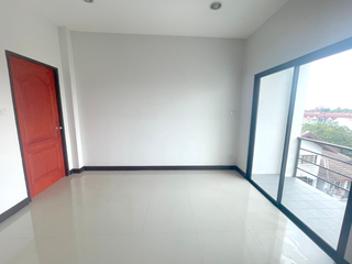 出售 3 卧室 商业空间 在 Mueang Nonthaburi, Nonthaburi